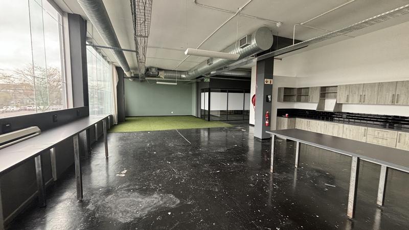 To Let commercial Property for Rent in Paarden Eiland Western Cape